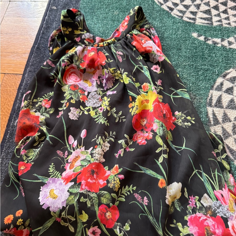 Alice & Olivia floral halter with bubble bottom & tie neck